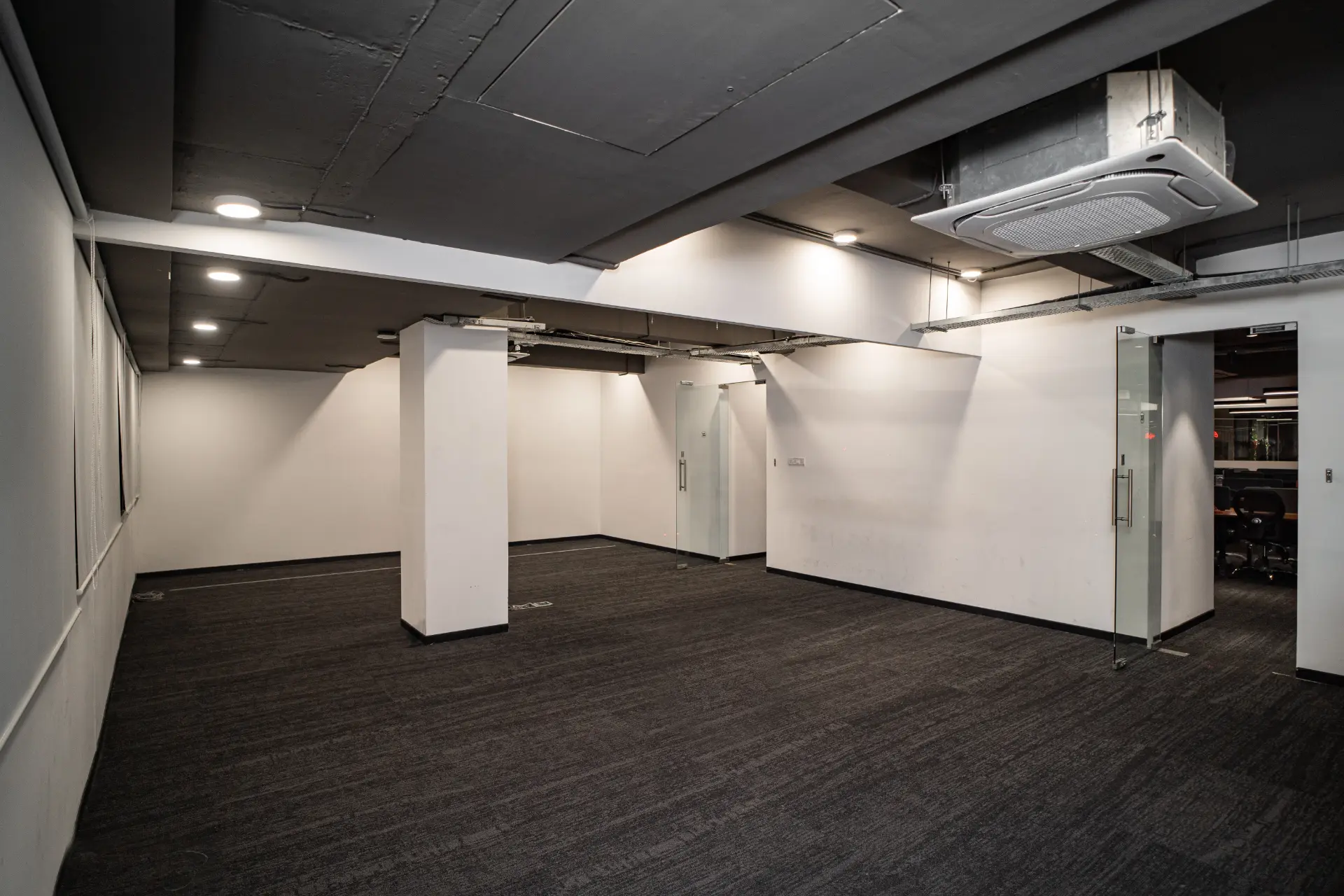 Mural Workfloor at YesssWorks Mumbai & Navi Mumbai