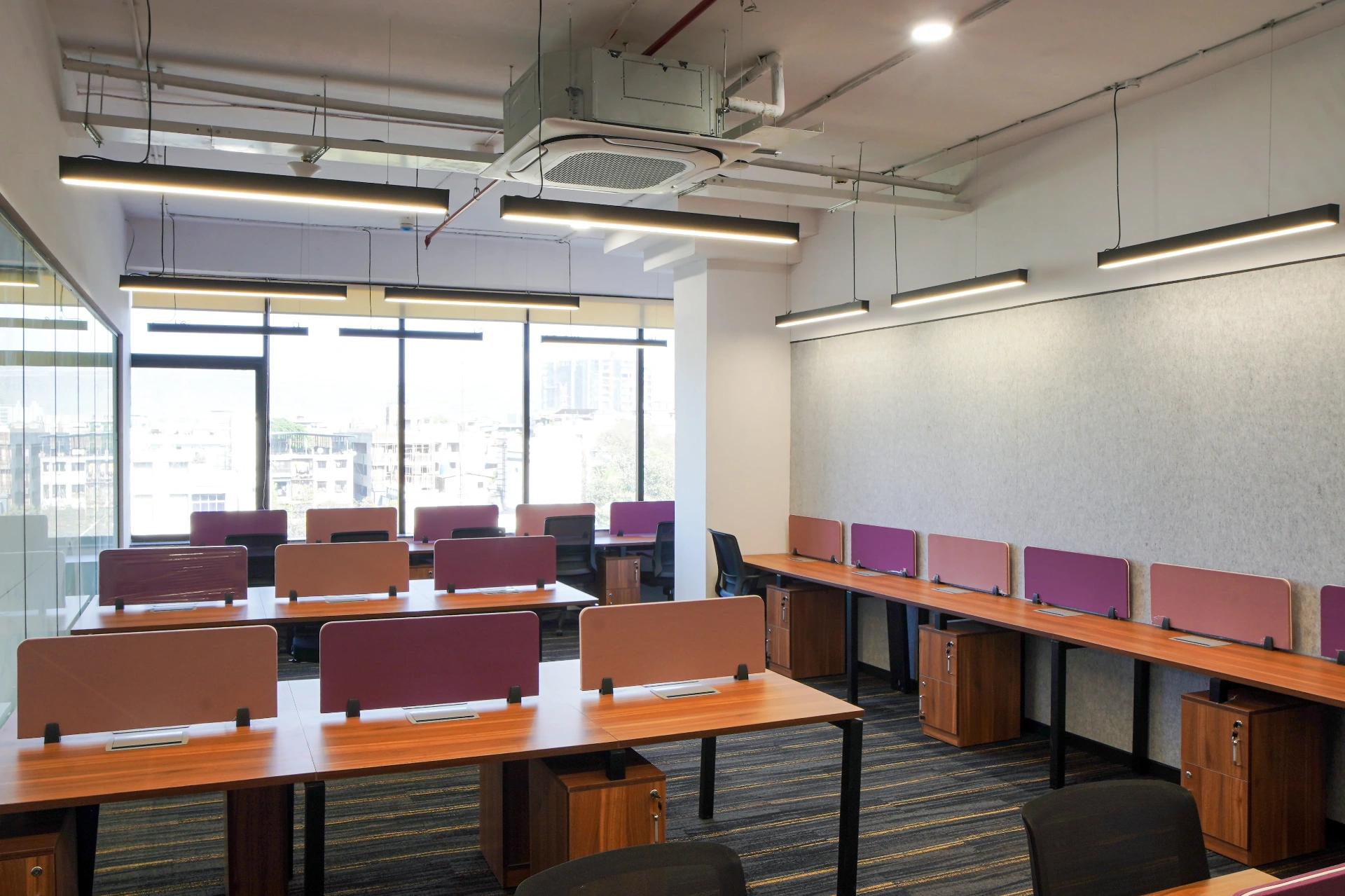 Skyline Workfloor at YesssWorks Mahape