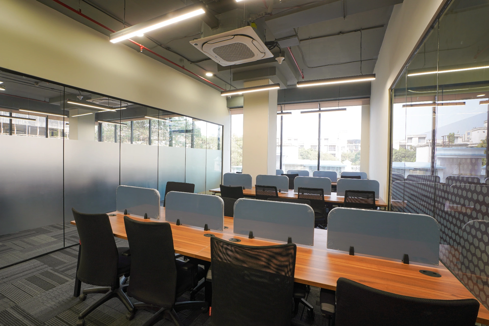 Workstation Zone at YesssWorks Mahape