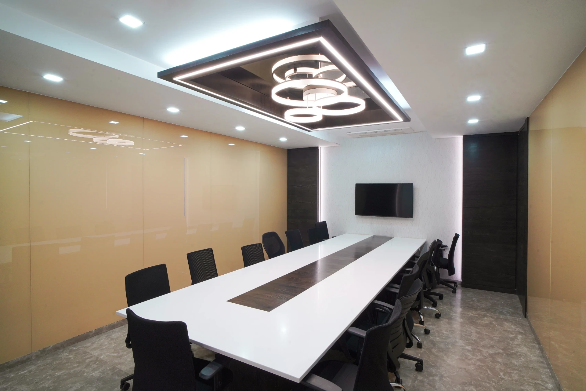 YesssWorks Andheri, Pinnacle Business Park